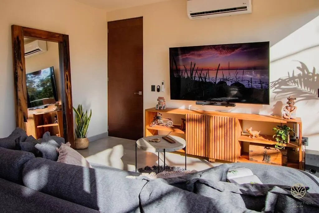 The Savia House - Rooftop & Gym Tulum